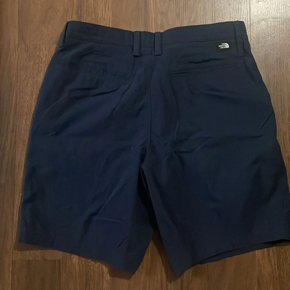 Northface men’s shorts - size 32